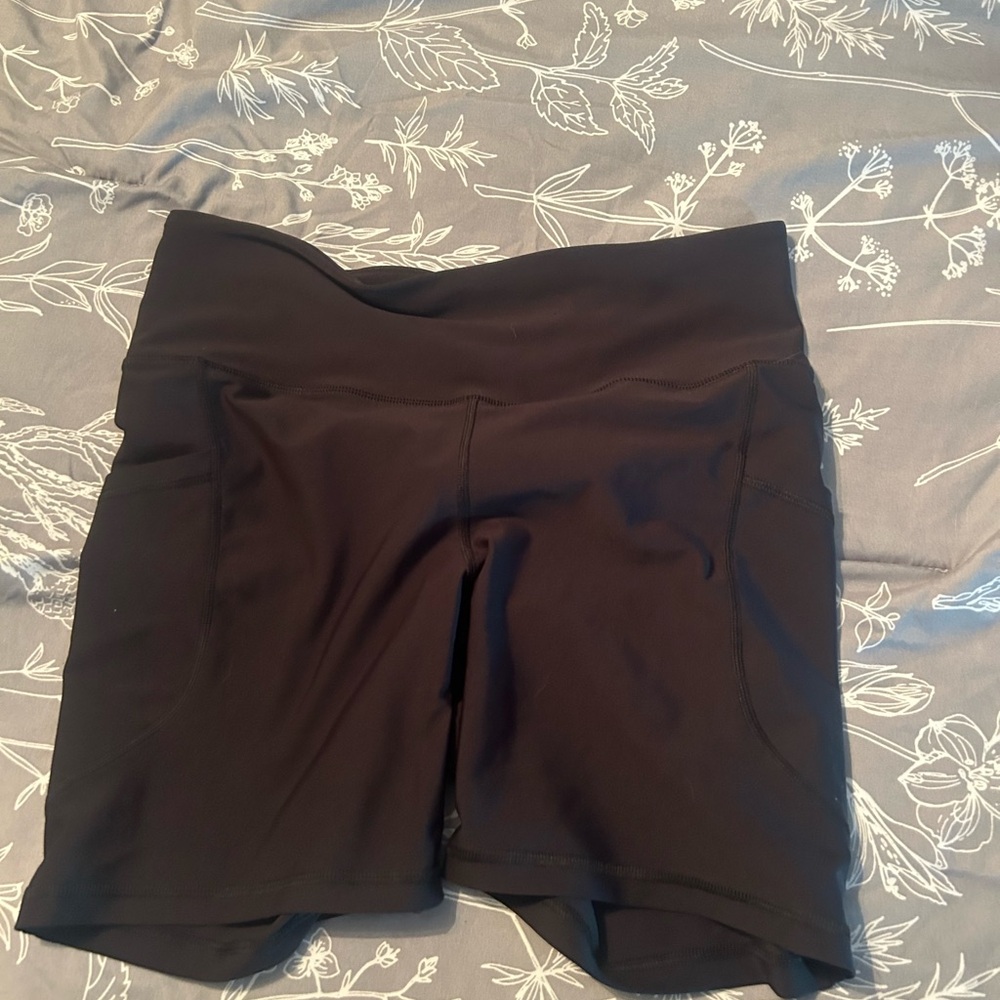 Old Navy Women's Black Bike Shorts